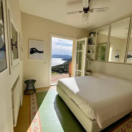 Casa Vista Mare + Terrazzo Holiday home